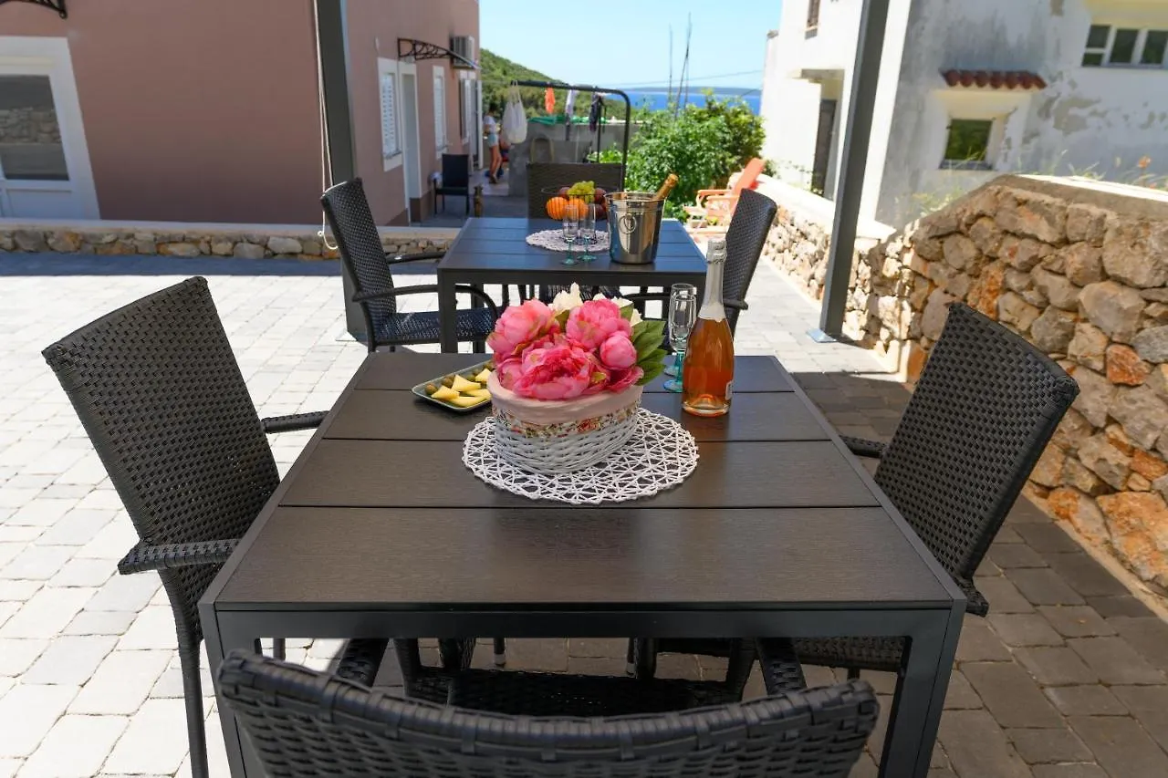 *** Guest house Rooms Forever Miholascica Croatia